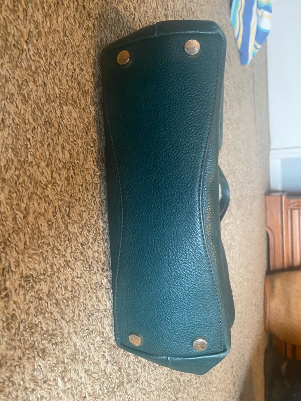 Michael Kors Raven Large Leather Shoulder Bag - Picture 2 of 7